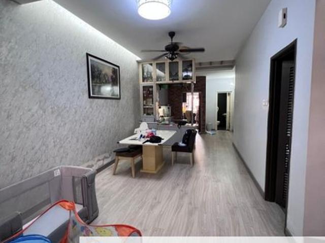 House for sale in Ulu Tiram, Johor