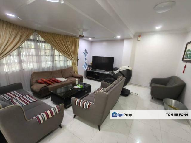 House for sale in Ulu Tiram, Johor