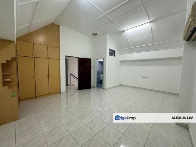 House for sale in Ulu Tiram, Johor