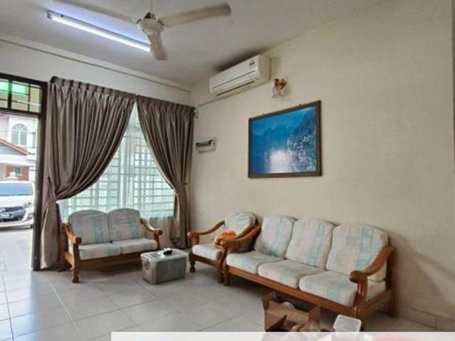House for sale in Ulu Tiram, Johor