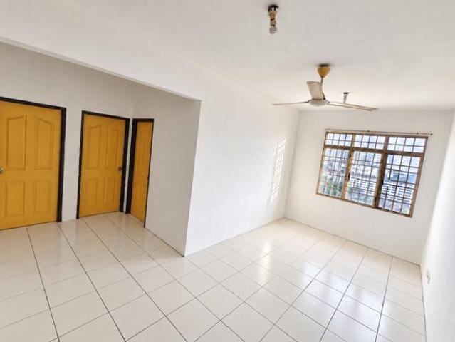 Apartment for sale in Timur Laut, George Town