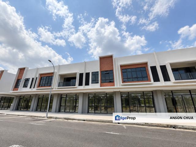 Shop for rent in Ulu Tiram, Johor