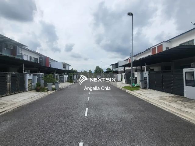 Residential House for sale in Ulu Tiram, Johor