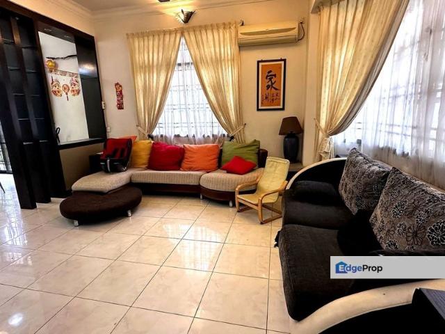 House for sale in Ulu Tiram, Johor