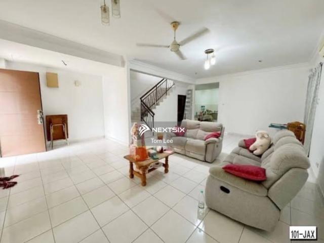 Residential House for sale in Ulu Tiram, Johor