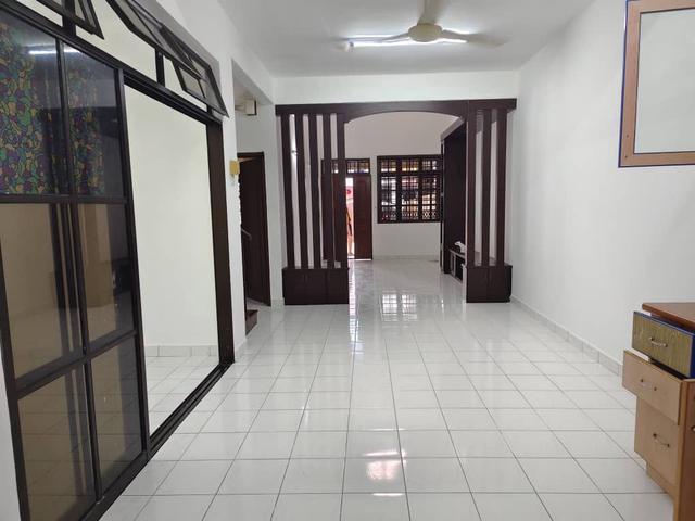 Terraced House for sale in Ulu Tiram, Johor