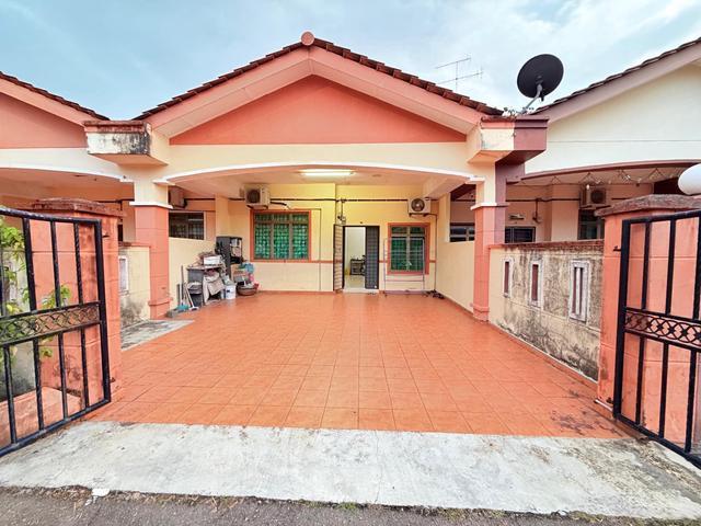 Terraced House for sale in Kluang