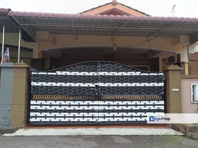 House for sale in Kluang, Johor