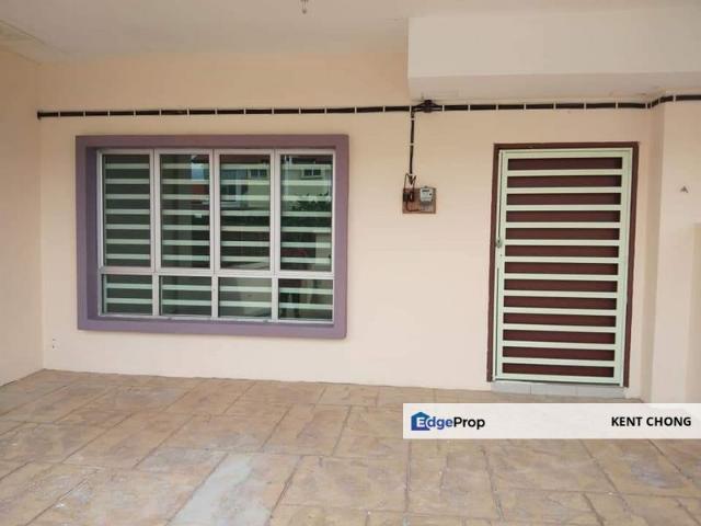 House for rent in Kajang, Langat