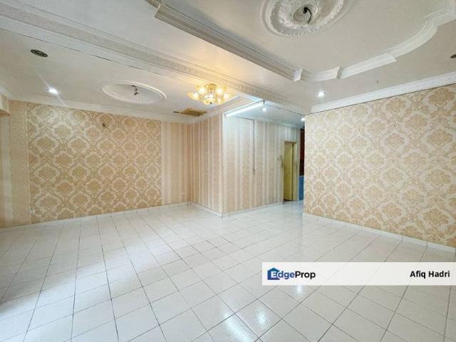 House for sale in Kajang, Langat