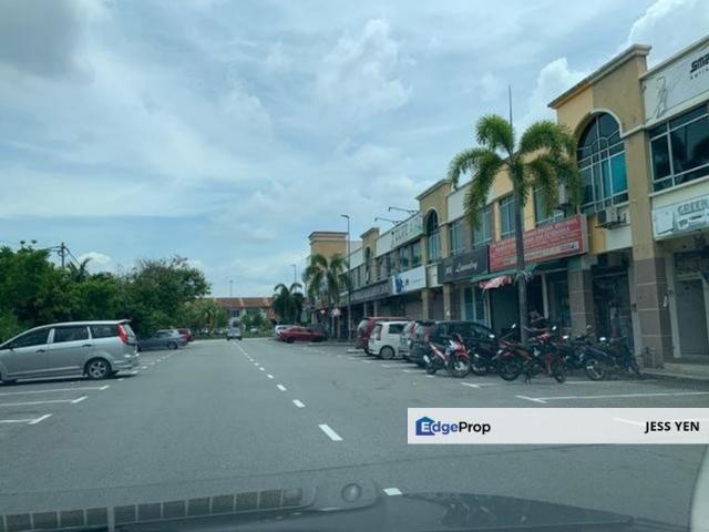 Shop for rent in Kajang, Langat