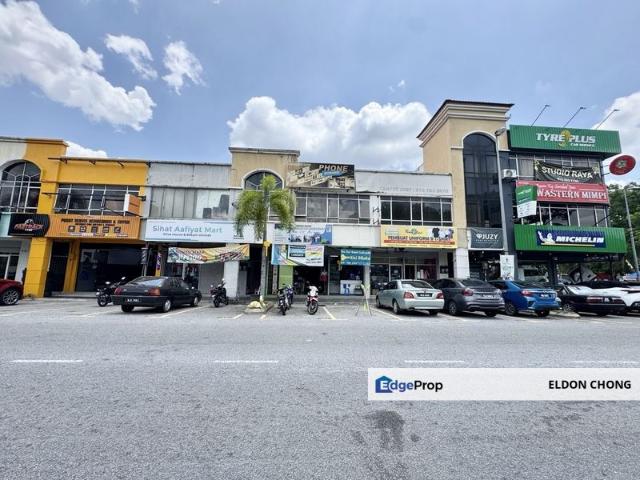 Shop for rent in Kajang, Langat