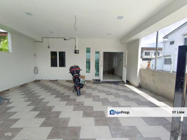 House for rent in Malaka