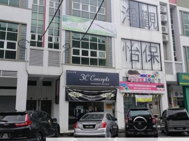 Shop for sale in Perak