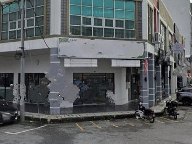 Shop for sale in Perak