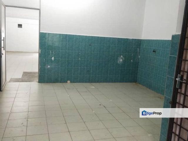 Shop for sale in Wellesley, Penang