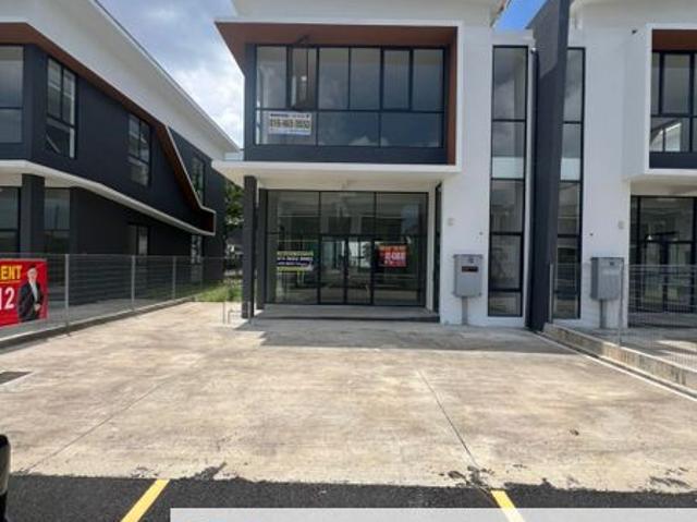 Shop for rent in Mukim 16, Tena
