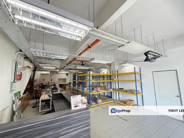 Shop for rent in Petaling, Subang Jaya