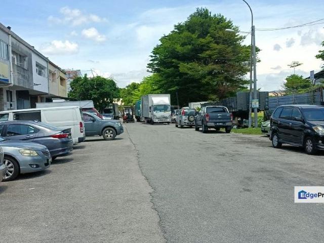 Warehouse for rent in Petaling, Subang Jaya