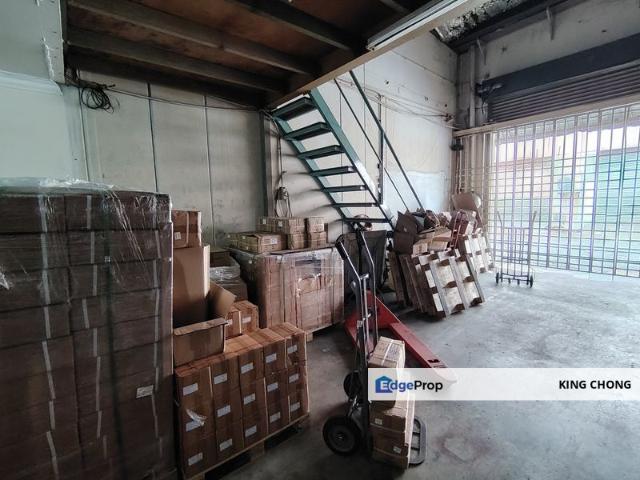 Warehouse for rent in Petaling, Subang Jaya