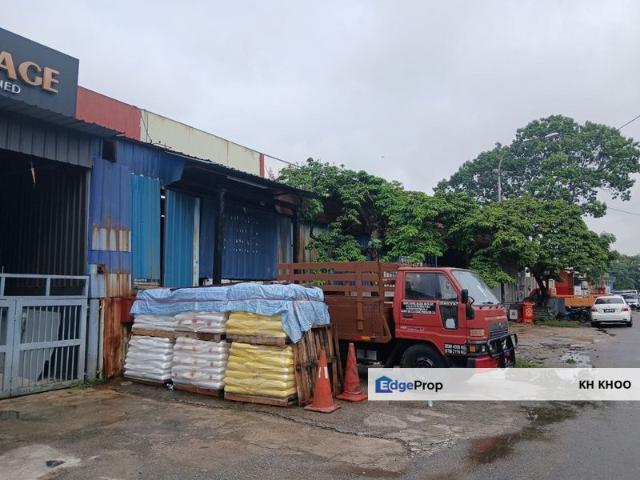 Warehouse for rent in Petaling, Subang Jaya