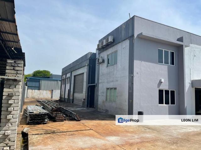 Warehouse for sale in Petaling, Subang Jaya
