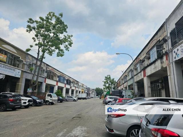 Warehouse for sale in Petaling, Subang Jaya