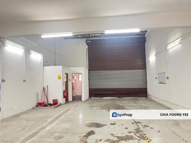 Warehouse for rent in Petaling, Subang Jaya