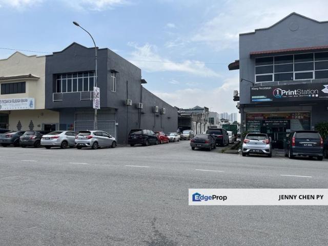 Warehouse for sale in Petaling, Subang Jaya
