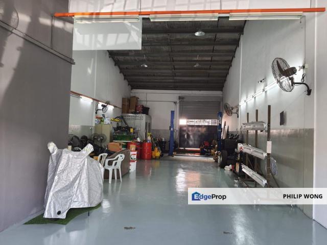Warehouse for sale in Petaling, Subang Jaya
