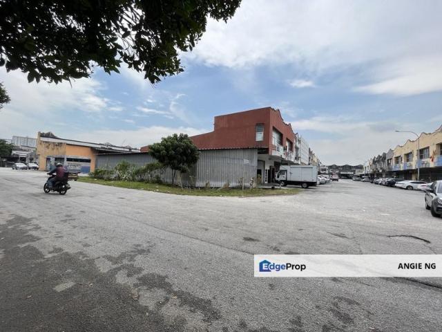 Warehouse for sale in Petaling, Subang Jaya