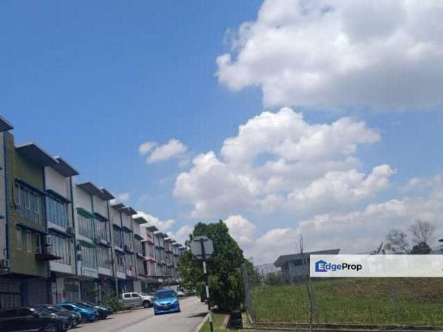 Warehouse for sale in Petaling, Subang Jaya