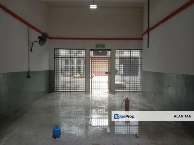 Warehouse for sale in Petaling, Subang Jaya