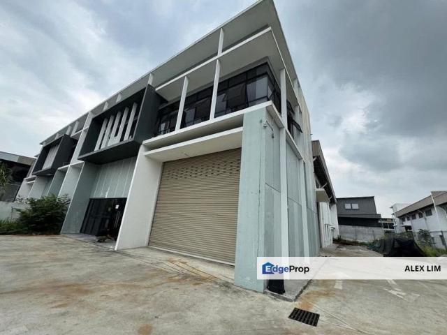 Warehouse for rent in Ulu Tiram, Johor