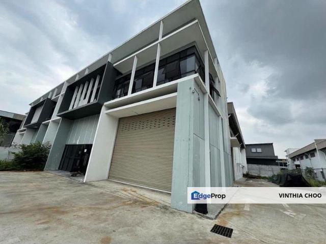 Warehouse for sale in Ulu Tiram, Johor