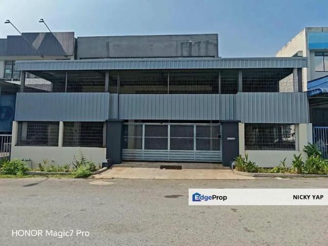 Warehouse for rent in Menglembu, Majlis Bandaraya Ipoh