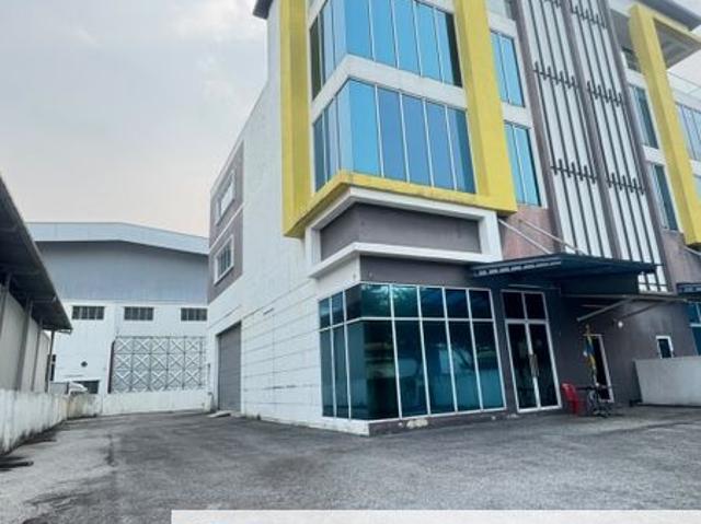 Warehouse for rent in Taman Perindustrian Desa Aman, Majlis Perbandaran Selayang
