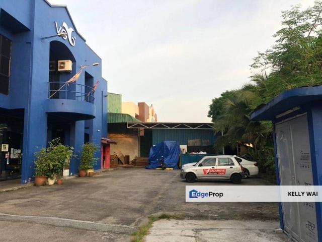 Warehouse for sale in Johor