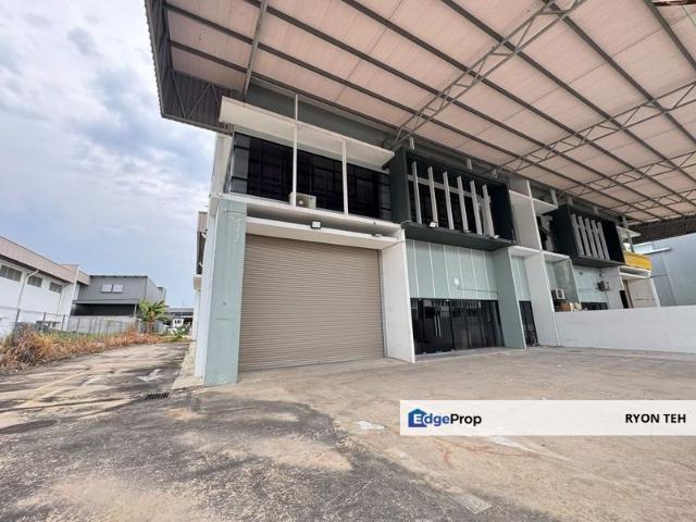 Warehouse for rent in Johor