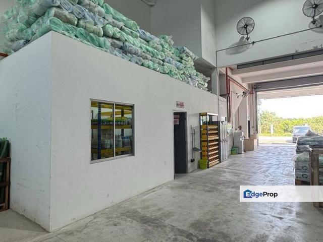 Warehouse for rent in Johor