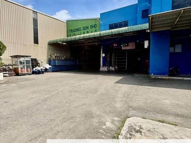 Warehouse for rent in Desa Jaya, Johor Bahru