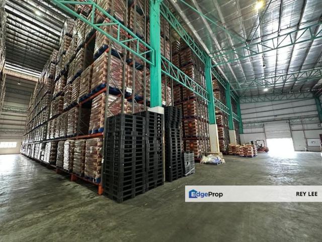Warehouse for sale in Desa Jaya, Johor Bahru