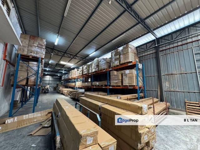 Warehouse for sale in Johor