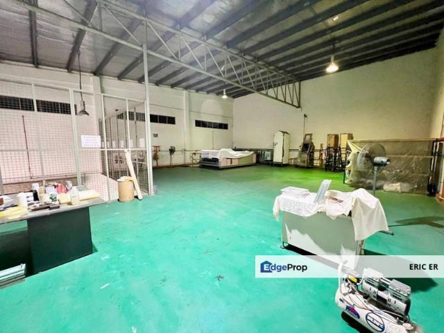 Warehouse for sale in Johor