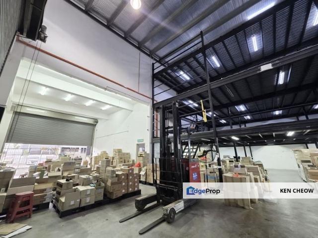 Warehouse for sale in Johor