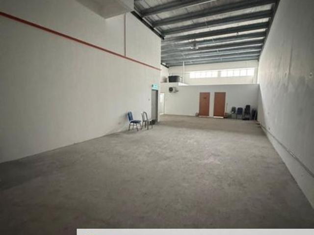 Warehouse for sale in Desa Jaya, Johor Bahru