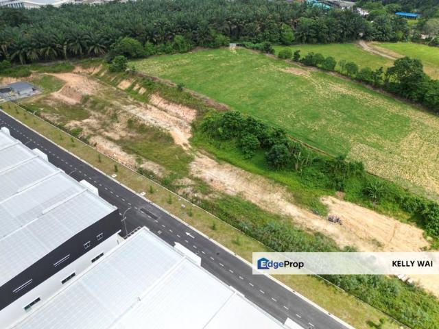 Warehouse for sale in Johor