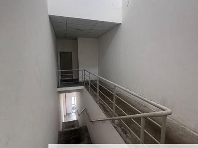 Warehouse for rent in Desa Jaya, Johor Bahru