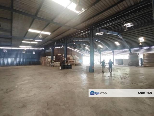 Warehouse for rent in Johor