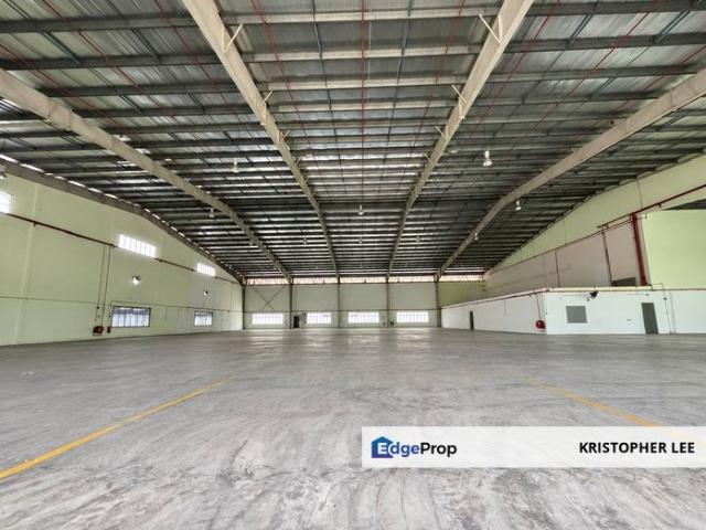 Warehouse for sale in Johor